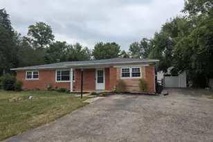 1007 Valley View Dr, Miami Township, OH 45150 - Photo 1