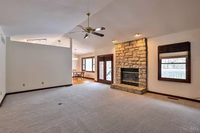 4577 Peakview Court, Liberty Township, OH 45011 - Photo 5