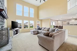 702 Rosewynne Ct, Cleves, OH 45002 - Photo 5