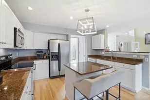 702 Rosewynne Ct, Cleves, OH 45002 - Photo 9