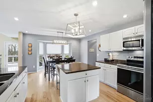 702 Rosewynne Ct, Cleves, OH 45002 - Photo 11