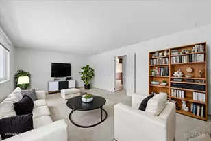 11740 Van Camp Ln, Springdale, OH 45246 - Photo 9