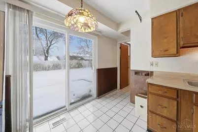 11740 Van Camp Lane, Springdale, OH 45246 - Photo 17