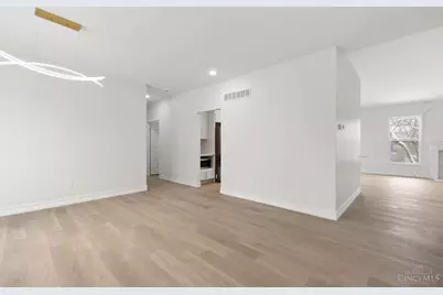 12017 Brookway Drive, Springfield Township, OH 45240 - Photo 9