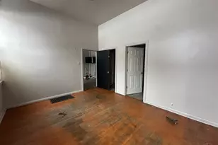 4372 Winton Rd, Cincinnati, OH 45232 - Photo 5