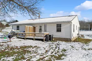 181 Water St, Clarksville, OH 45113 - Photo 7