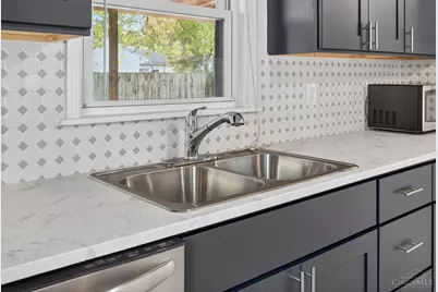 6519 Rainbow Lane, Cincinnati, OH 45230 - Photo 5