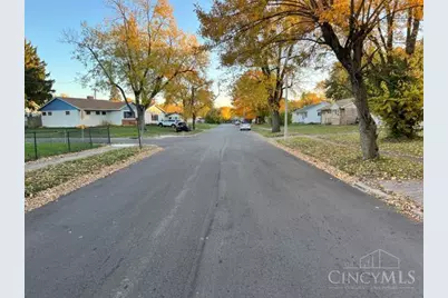 4293 Thompson Drive, Trotwood, OH 45416 - Photo 5