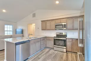 120 Cheyenne Dr, Franklin Township, OH 45171 - Photo 5