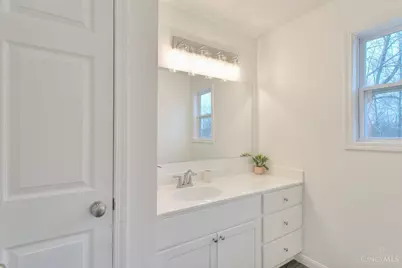 120 Cheyenne Drive, Franklin Township, OH 45171 - Photo 9