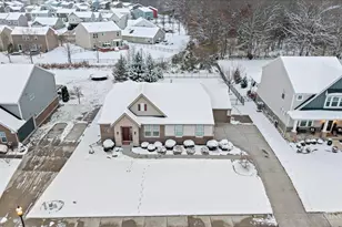 7143 Birkdale Dr, Hamilton Township, OH 45039 - Photo 3