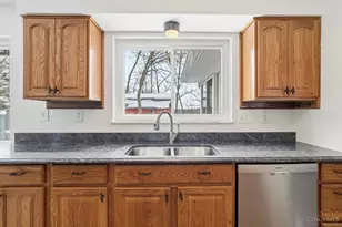 2043 Blue Bell Dr, Cincinnati, OH 45224 - Photo 15