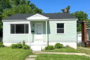 365 Sunset Dr, South Lebanon, OH 45065 - Photo 1