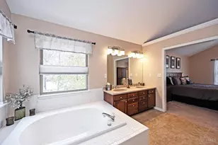 8565 Charleston Valley Dr, Deerfield Township, OH 45040 - Photo 33