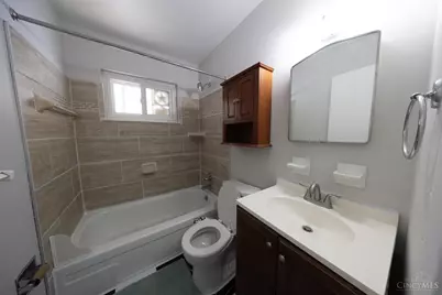 3041 Westknolls Lane, Cincinnati, OH 45211 - Photo 21