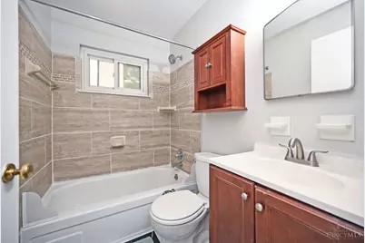 3041 Westknolls Lane, Cincinnati, OH 45211 - Photo 17