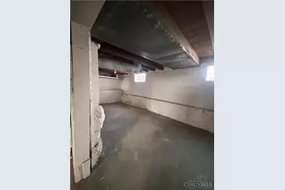 210 Bond Avenue, Hamilton, OH 45011 - Photo 7