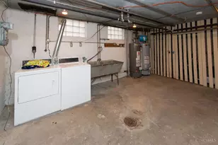 1114 Egan Ct, Cincinnati, OH 45229 - Photo 17