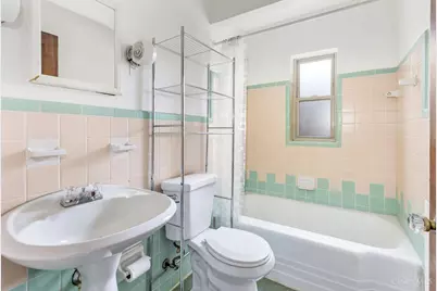 1114 Egan Court, Cincinnati, OH 45229 - Photo 13