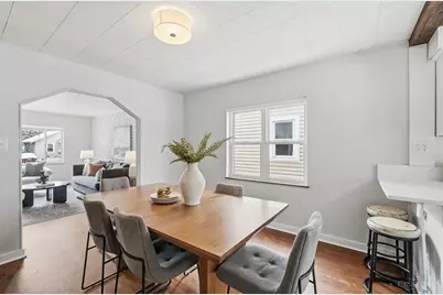 7018 Bramble Avenue, Columbia Township, OH 45227 - Photo 7