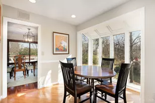 22 Woodcreek Dr, Blue Ash, OH 45241 - Photo 11