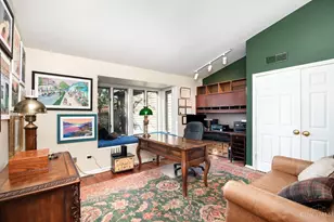 22 Woodcreek Dr, Blue Ash, OH 45241 - Photo 19