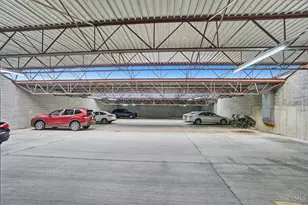 3646 Ashworth Dr, Cincinnati, OH 45208 - Photo 31