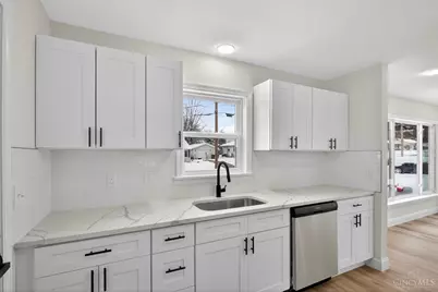 4053 Belfast Avenue, Sycamore Township, OH 45236 - Photo 9