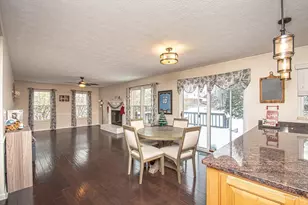 360 Wellington Way, Springboro, OH 45066 - Photo 15