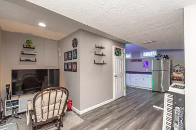 360 Wellington Way, Springboro, OH 45066 - Photo 33