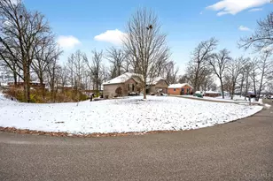 2575 Martha Ln, Hanover Township, OH 45013 - Photo 3