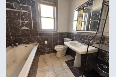 4392 Hamilton Avenue, Cincinnati, OH 45223 - Photo 27