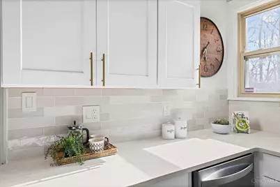 3625 Zinsle Avenue, Cincinnati, OH 45213 - Photo 19