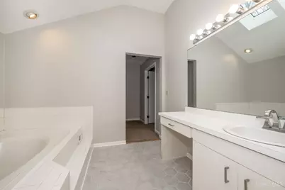 2600 Cleinview Avenue #12, Cincinnati, OH 45206 - Photo 11