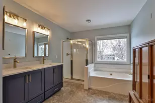 6802 Parklake Dr, Mason, OH 45040 - Photo 17