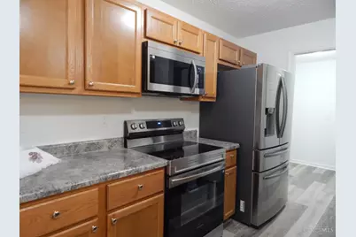 210 Carrington Place #104, Loveland, OH 45140 - Photo 7