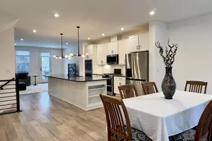 131 Blossom Vw Dr, Loveland, OH 45140 - Photo 3