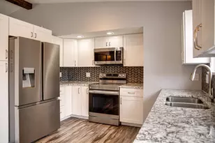 1303 Woodburn Ct, Batavia Township, OH 45103 - Photo 9