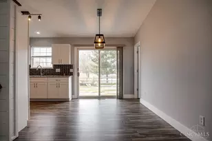 1303 Woodburn Ct, Batavia Township, OH 45103 - Photo 7