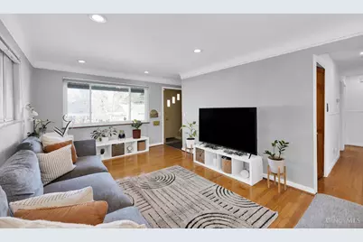 2011 Parkhurst Court, Cincinnati, OH 45224 - Photo 7