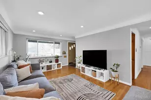 2011 Parkhurst Ct, Cincinnati, OH 45224 - Photo 7