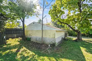 8530 Wuest Rd, Colerain Township, OH 45251 - Photo 37