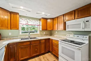 8530 Wuest Rd, Colerain Township, OH 45251 - Photo 3