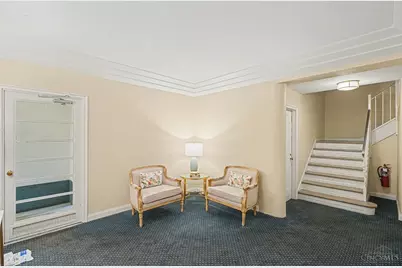 2374 Madison Road #E2F, Cincinnati, OH 45208 - Photo 5