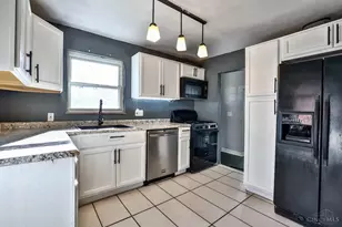 5152 Highview Dr, Cincinnati, OH 45238 - Photo 11