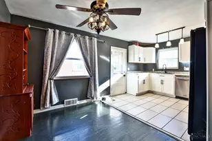 5152 Highview Dr, Cincinnati, OH 45238 - Photo 7