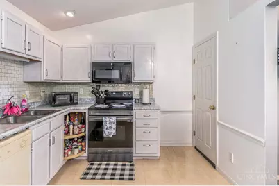 3693 W Galbraith Road #47, Colerain Township, OH 45247 - Photo 13