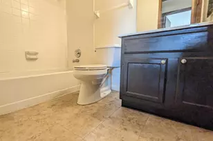 9536 Woodland Hills Dr, West Chester, OH 45011 - Photo 7