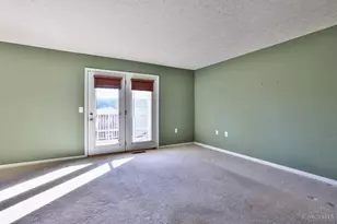 5340 Meadow Walk Ln, Green Township, OH 45247 - Photo 5