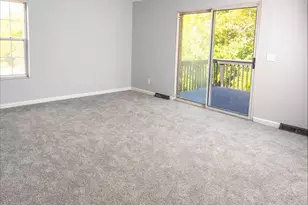 3586 Rackacres Dr, Green Township, OH 45211 - Photo 13